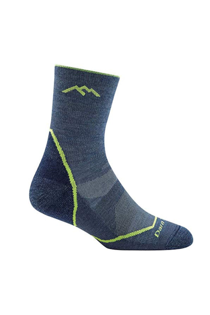 Darn Tough Kids 3023 Light Hiker Boys Jr. Micro Crew Lightweight with Cushion Merino Wool Socks