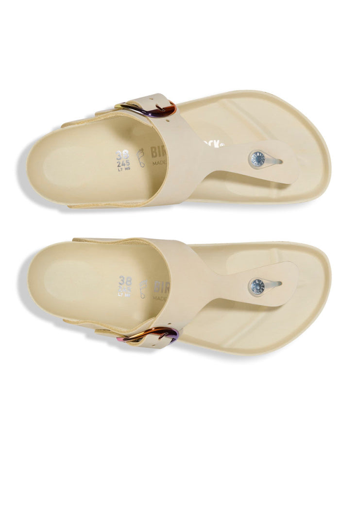 BIRKENSTOCK GIZEH BIG BUCKLE IN COGNAC LEATHER