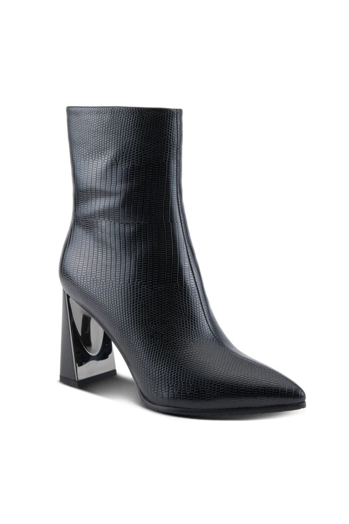 Azura Attention Boot – villageshoes