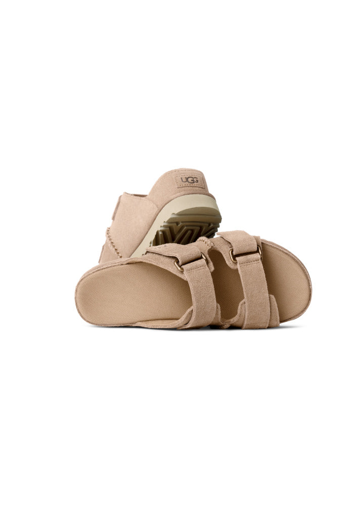 UGG GOLDENSTAR HI SLIDE – villageshoes