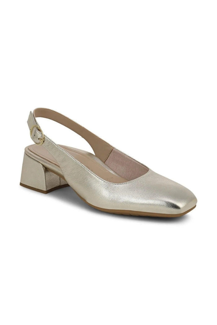 Reyes Slingback Pump