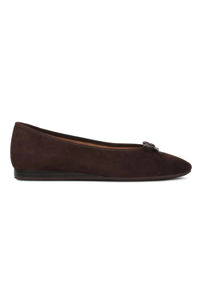 Larissa Wedge Flat